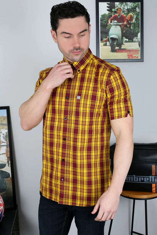Lambretta Men's RWIS1472 SS Check Shirt Burgundy / Gold